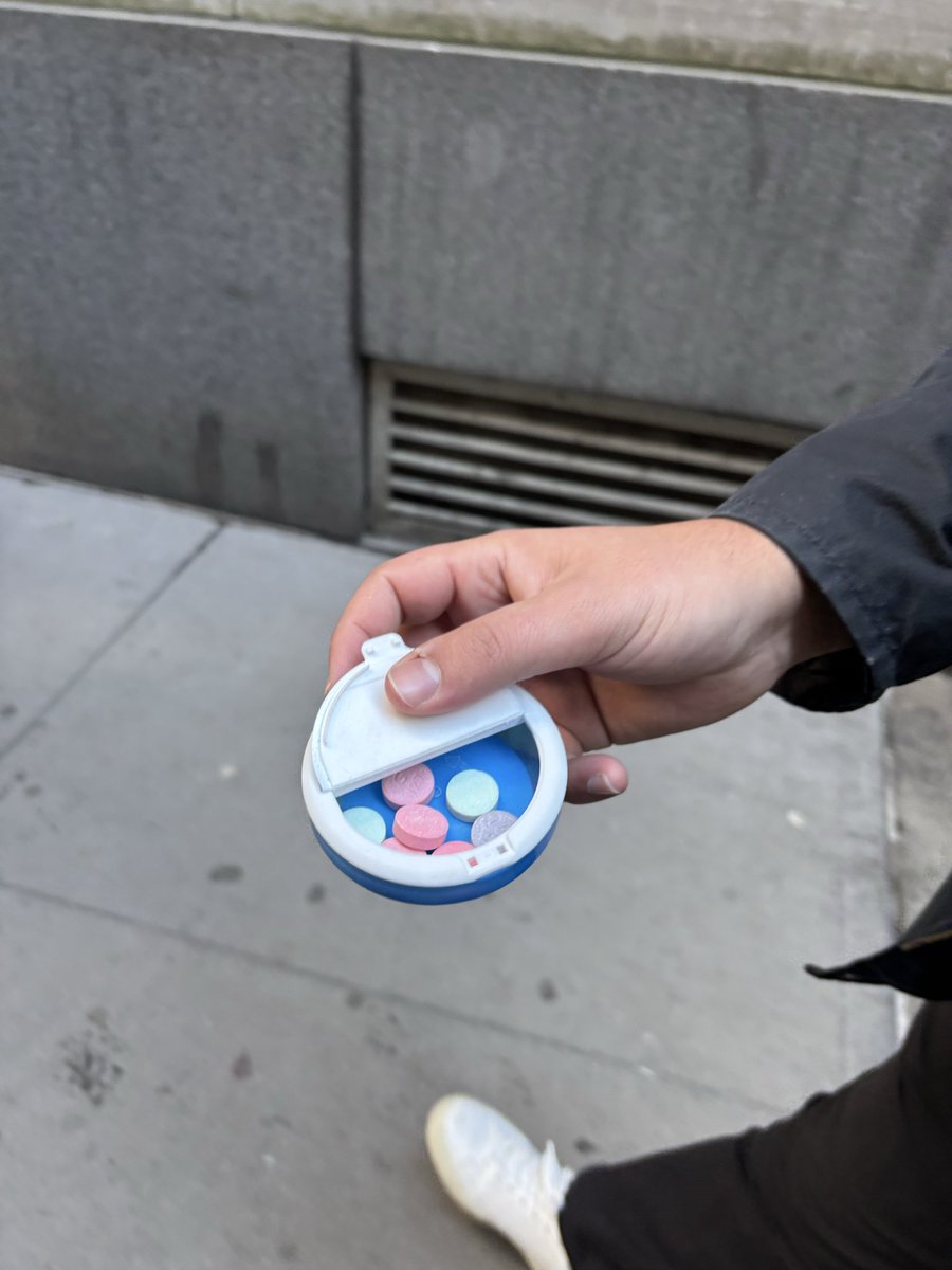 Ocho Drinko tweet media