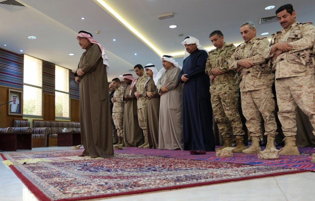 TalalMunaizel's tweet photo. {الَّذِينَ قَالَ لَهُمُ النَّاسُ إِنَّ النَّاسَ قَدْ جَمَعُوا لَكُمْ فَاخْشَوْهُمْ فَزَادَهُمْ إِيمَانًا وَقَالُوا حَسْبُنَا اللَّهُ وَنِعْمَ الْوَكِيلُ}. اللهم احفظ بلادنا وأدم عليها الأمن والأمان والاستقرار - بارك الله في جهود قيادتنا ورجالنا البواسل 

#الكويت #الخليج_العربي https://t.co/WJxd7RM9m8