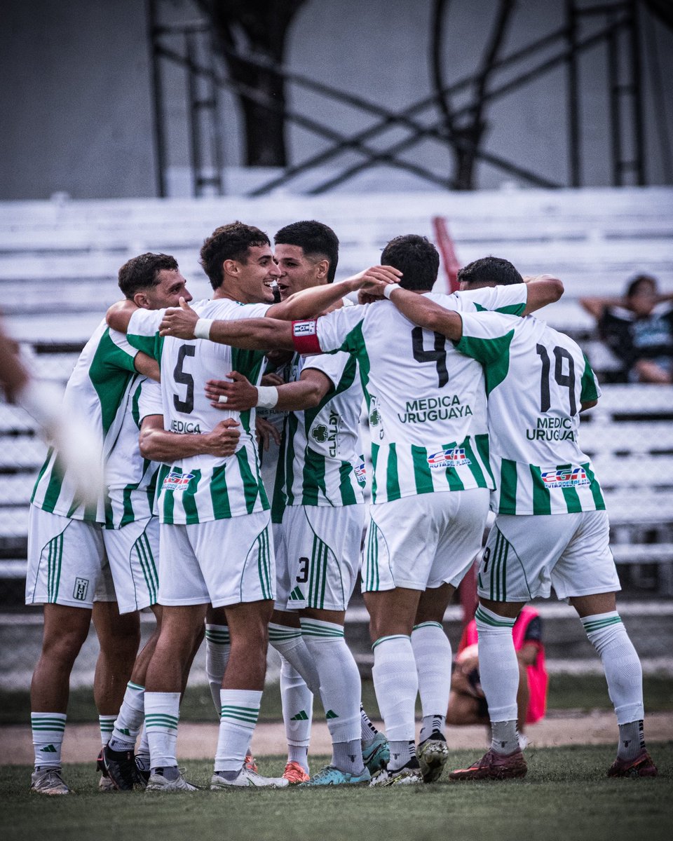 Racing Club de Mvdeo. tweet media