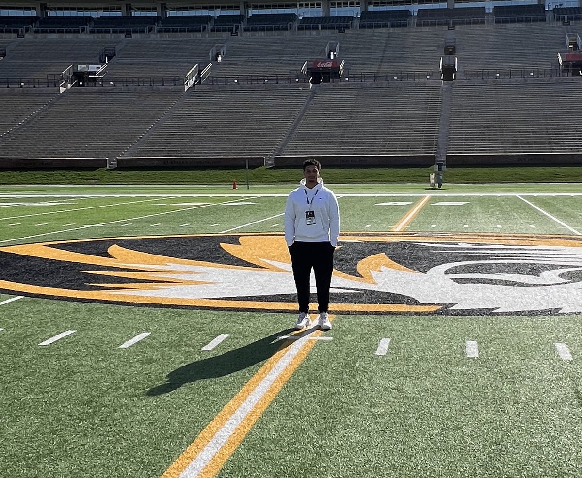 Cash Mathis- 6’’4”~265# Class of 2028 tweet media