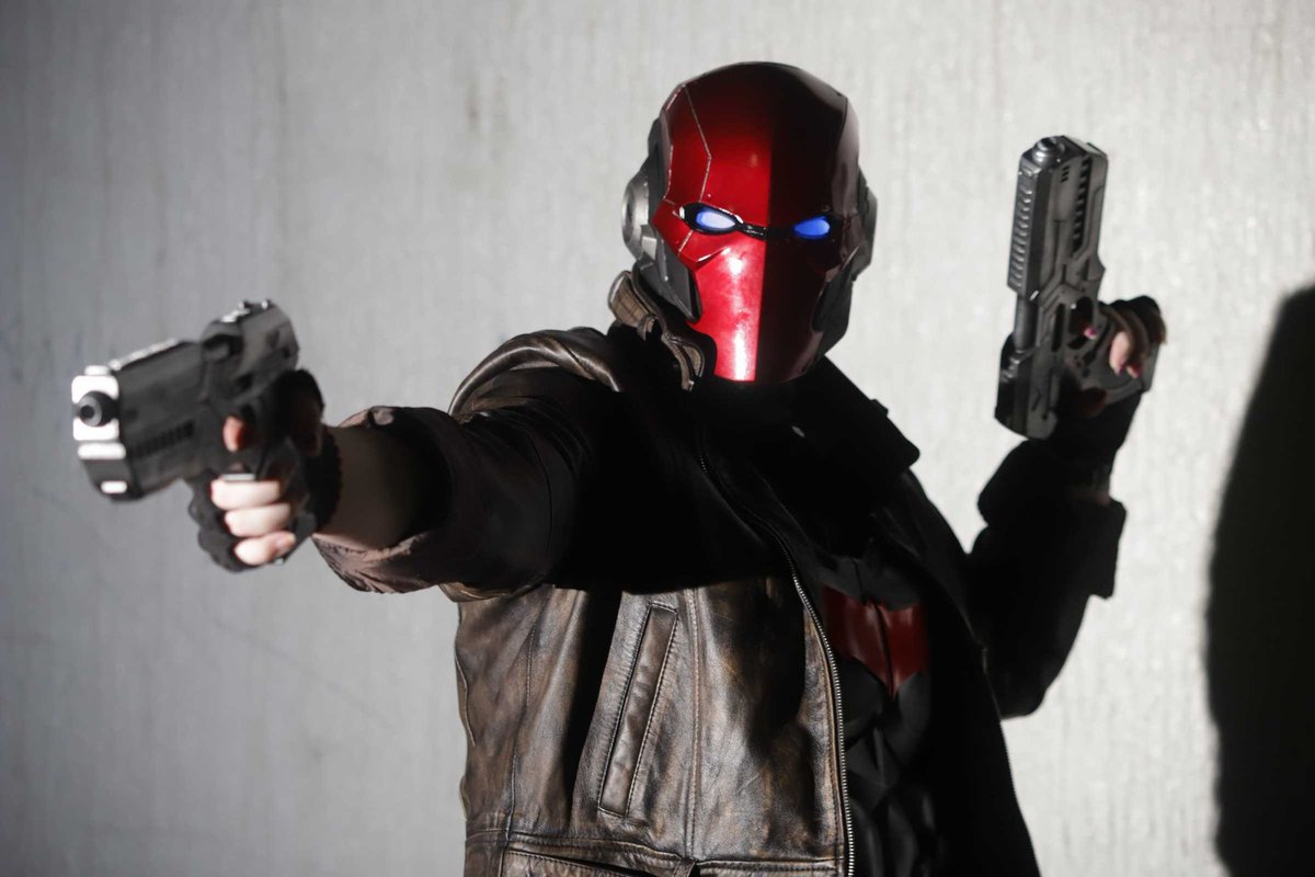 ArashiSystem's tweet photo. Red Hood photoshoot!
#batman #thomaswayne #cosplay #redhood #jasontodd #handmade #diy #photoshoot https://t.co/UVn45XhCZ9
