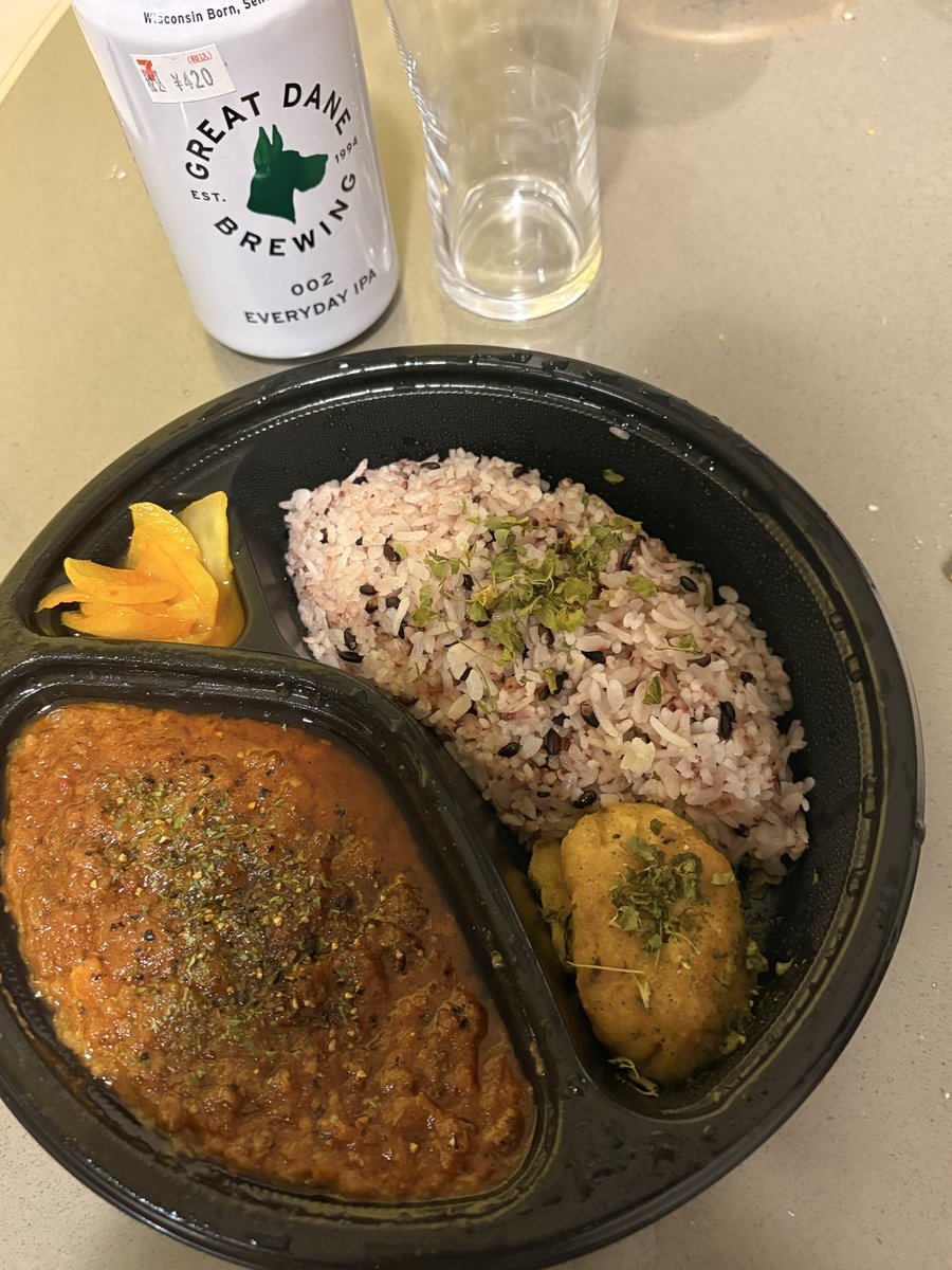 シュユ tweet media