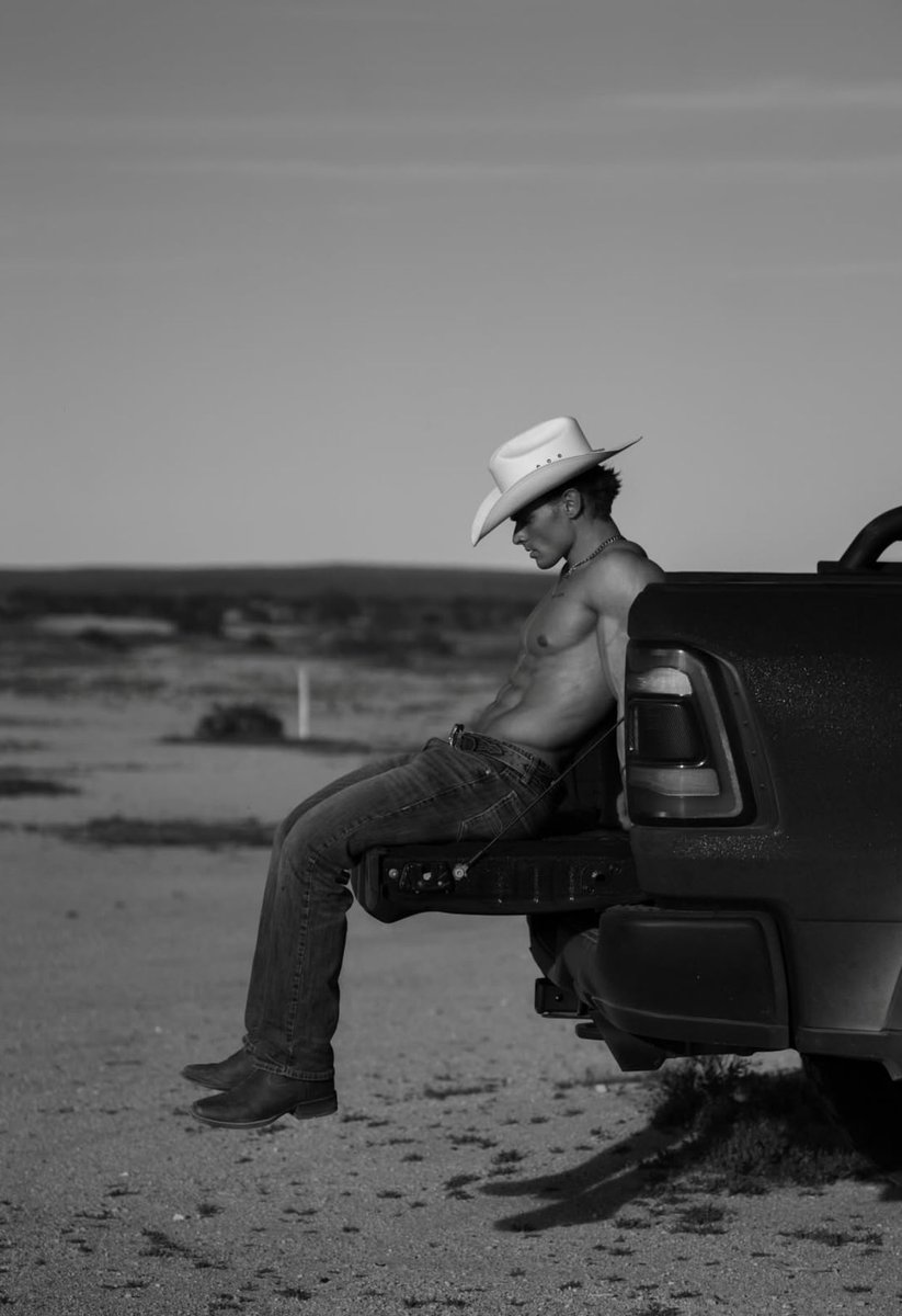 Nic Hick 🚬⚡️🇺🇸 tweet media