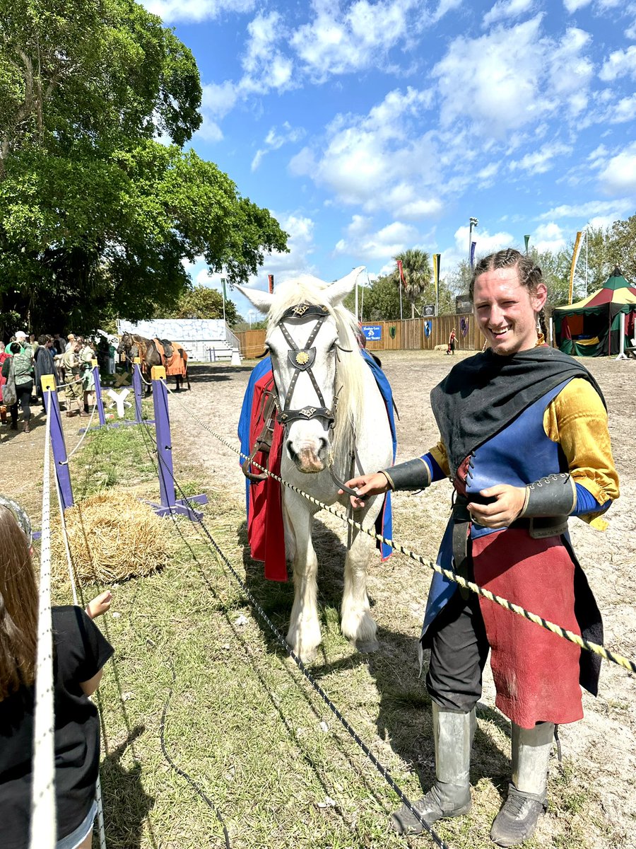 T o M  F a L c o tweet media