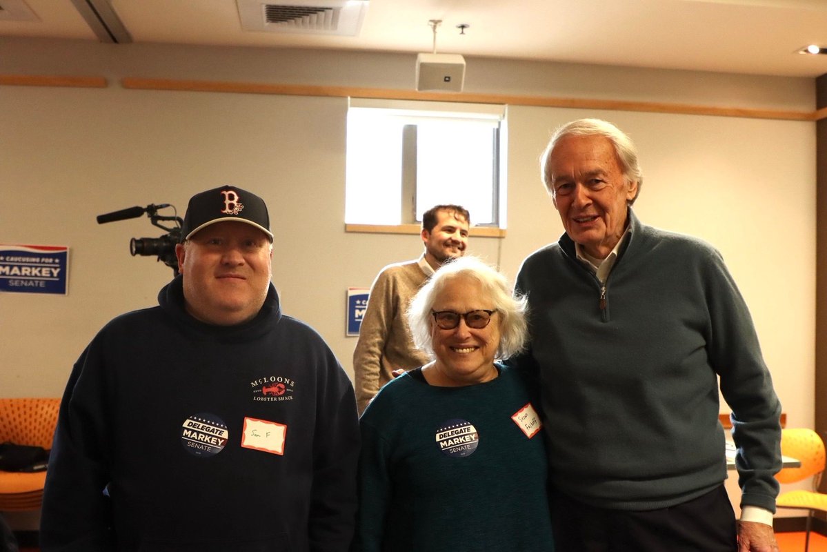 Ed Markey tweet media