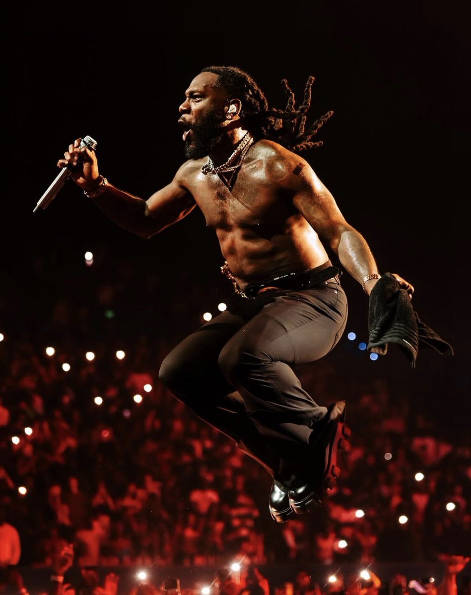 THE DEBUT HUB tweet media