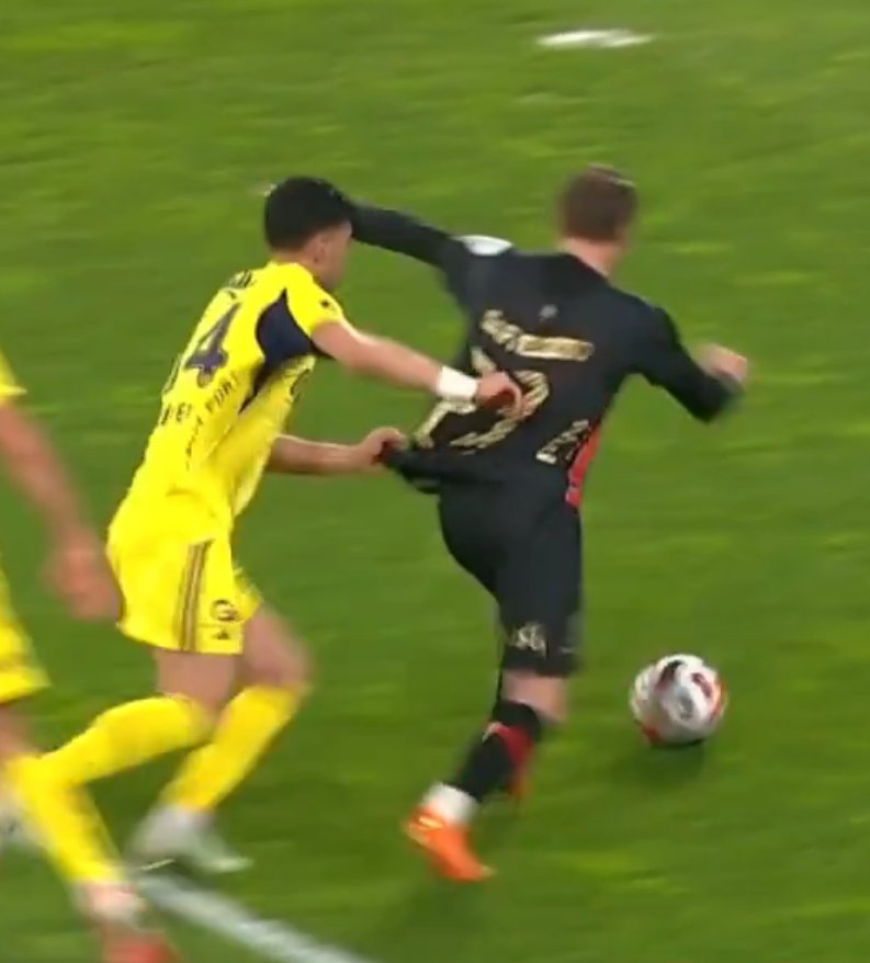 Erhan ⭐⭐⭐⭐⭐ tweet media