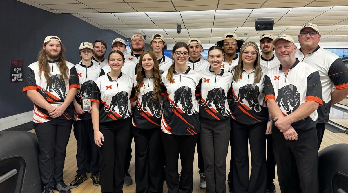 MiltonSports's tweet photo. TONIGHT!!!!
We will welcome Home our 8th place Girls Bowling Team and our STATE CHAMPS Boys Bowling Team at 8:30pm tonight at the HS stadium!
PLEASE Come Out and help us welcome them Home. 
So Panther Proud!!! https://t.co/4R0EjVTlkQ
