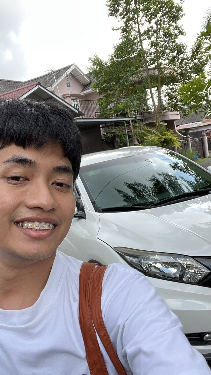 kyotothrasher's tweet photo. perpisahan dgn mobil putih🥲 https://t.co/iINOOimpOA