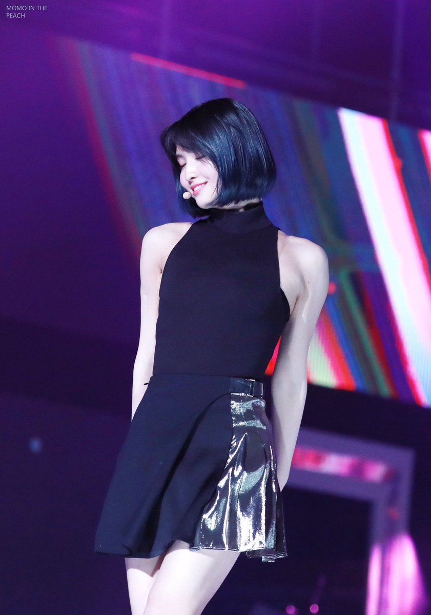 momo old pics (@vintagemomo) on Twitter photo 