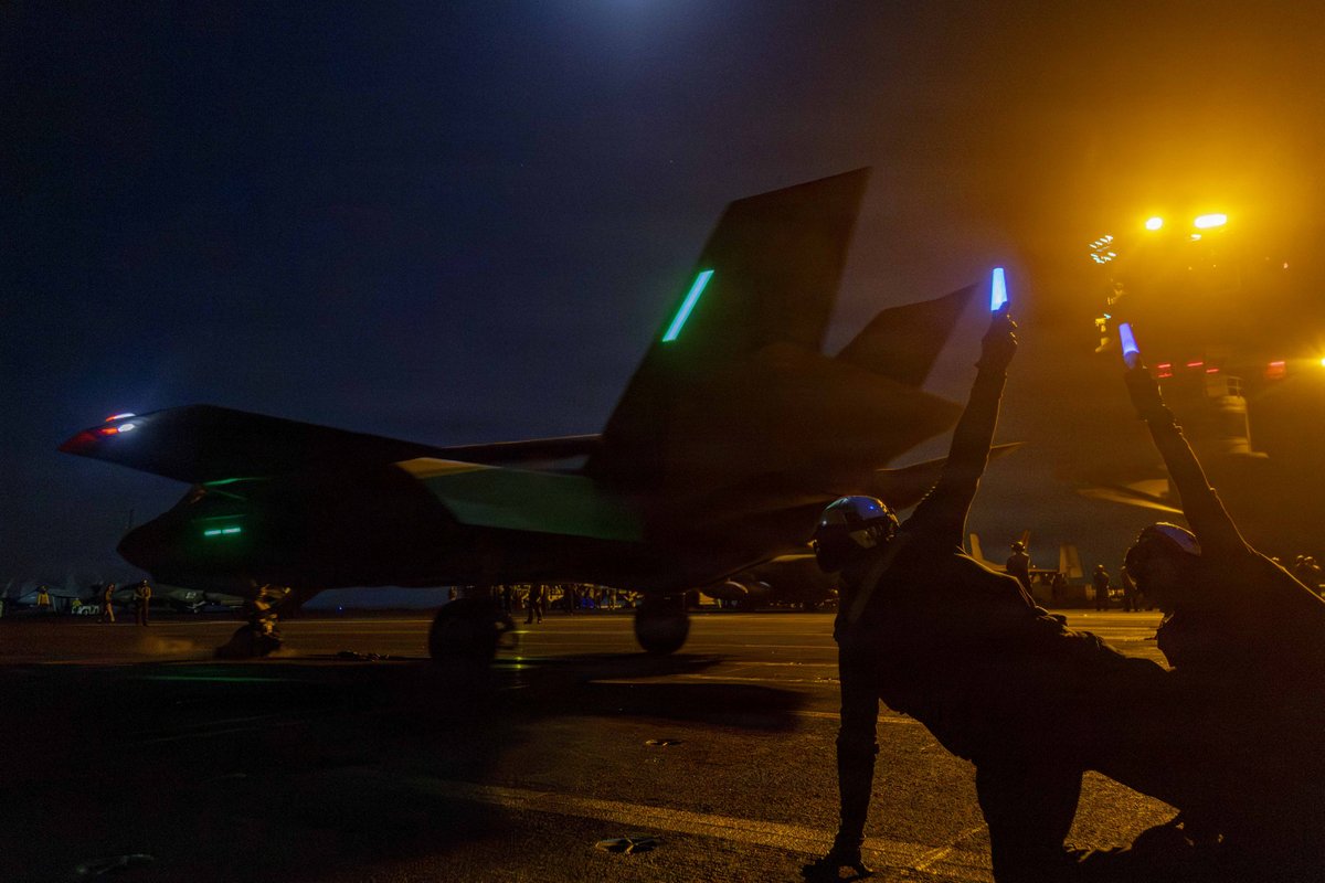 U.S. Marines tweet media