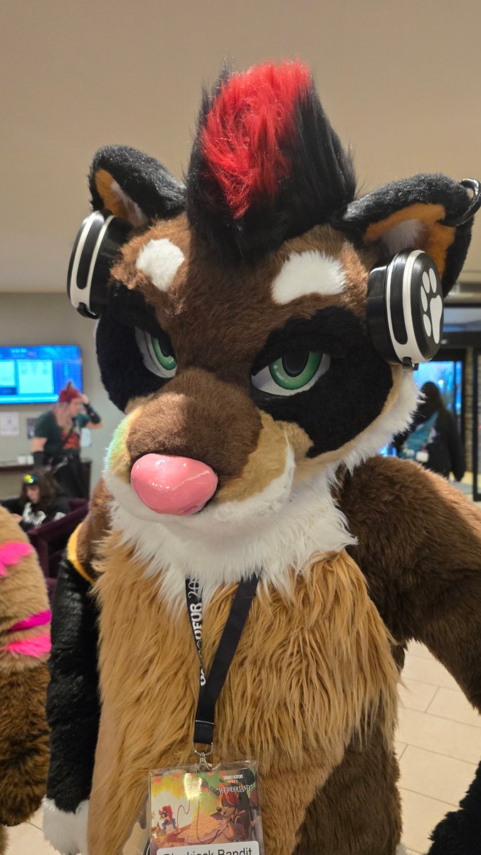 FursuitAccessry's tweet photo. Our fursuit headphones are opening for limited pre-order tomorrow at noon PST! 

#Fursuit #FursuitAccessories https://t.co/z6fkOU5Qfk