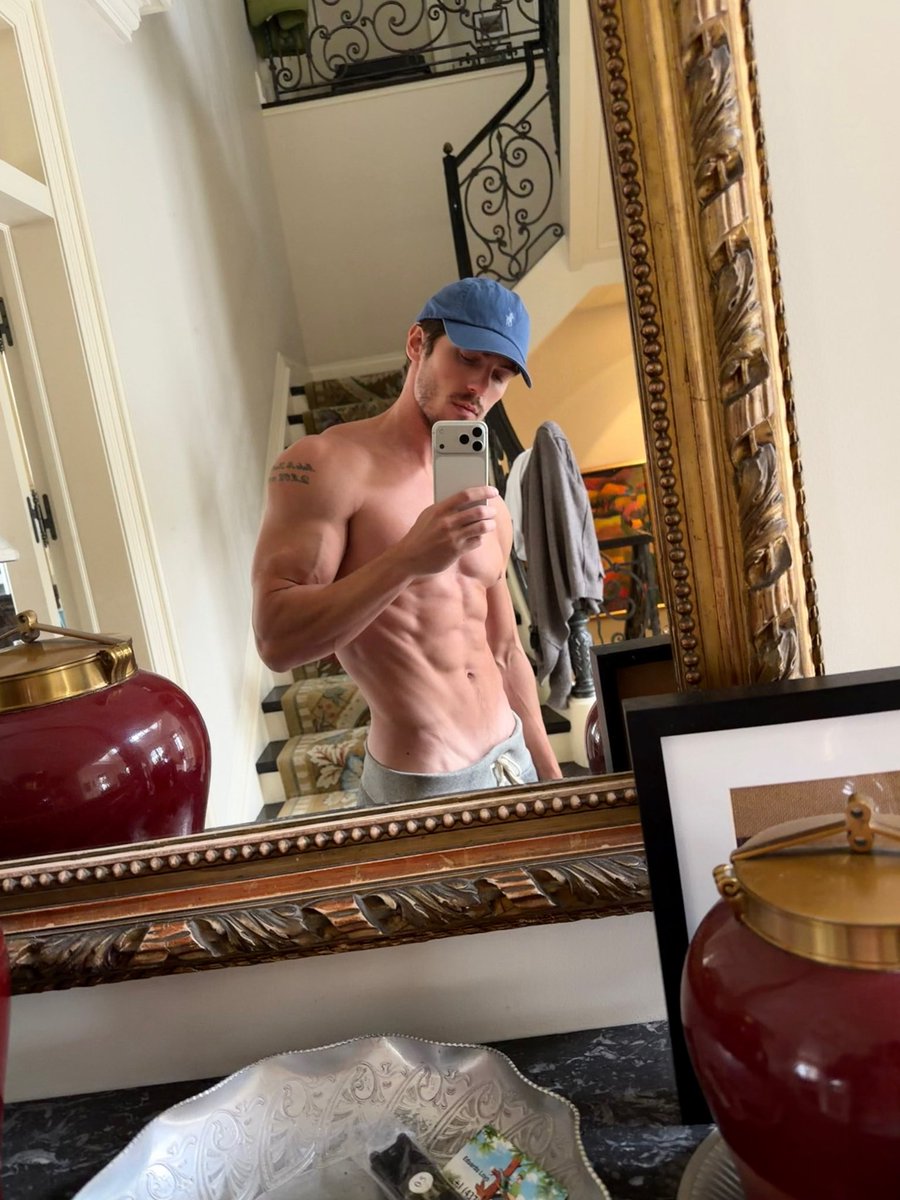 Greg O'Gallagher tweet media