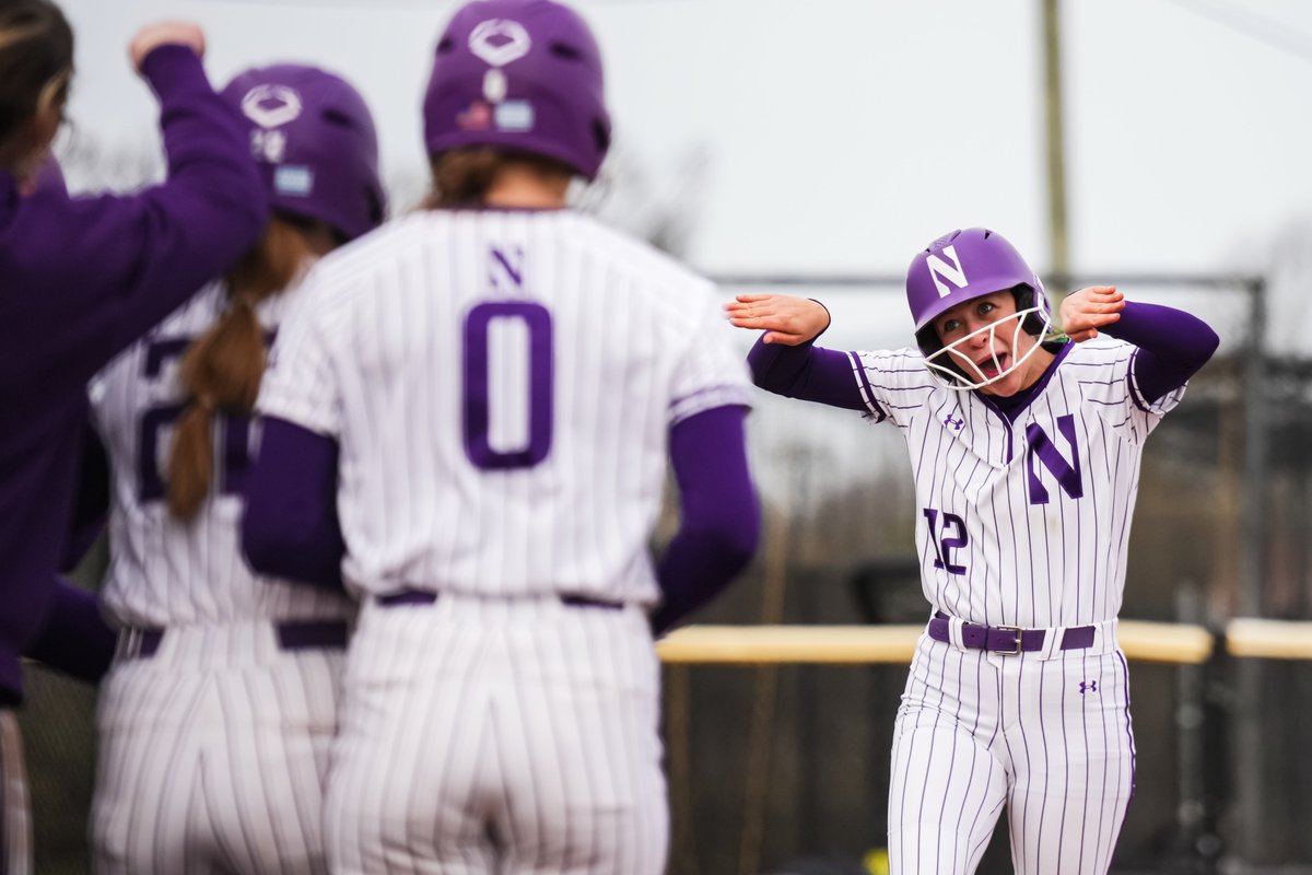 Northwestern Softball tweet media