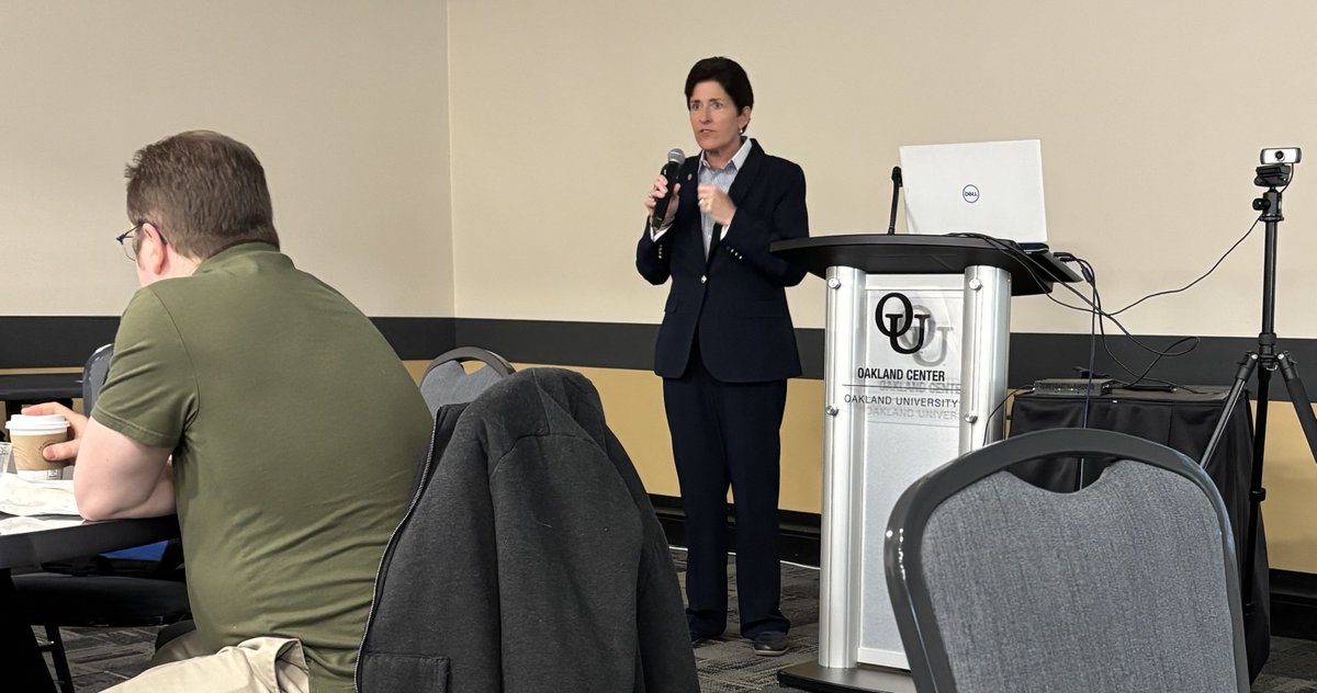 Dr. Amy Thompson tweet media