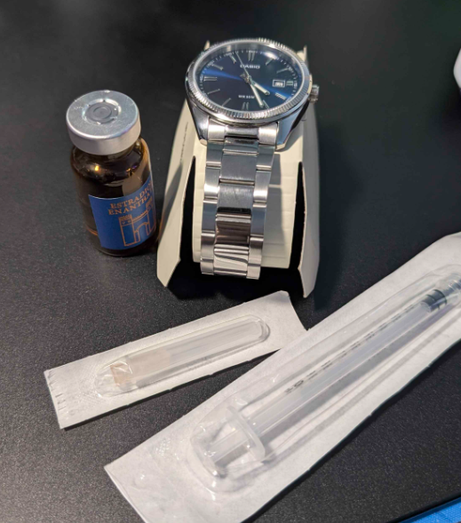 Poppers :D tweet media