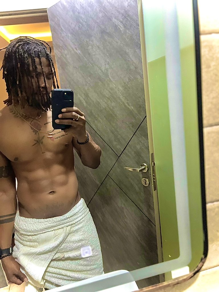 haridaking tweet media