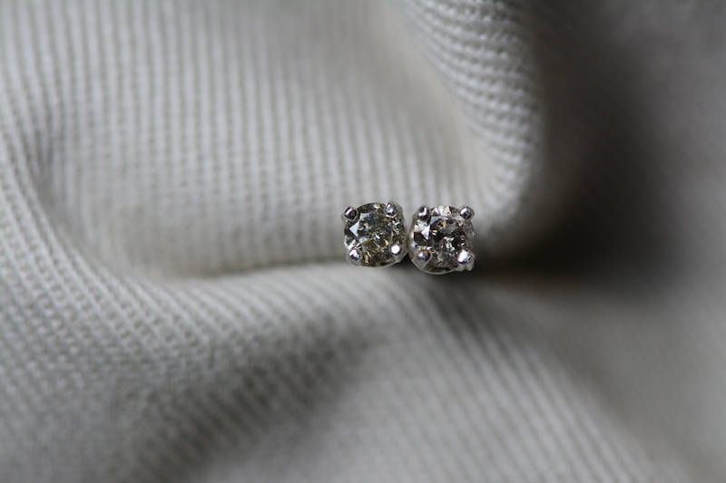 Allbirthstone's tweet image. Sparkle brilliantly! These genuine, unenhanced #ChampagneDiamondEarrings in sterling silver pack a punch. You get proper, natural sparkle for any occasion. A gorgeous #NaturalDiamondStuds pair, making a super #StockingStuffer! allbirthstone.com/Champagne-Diam…