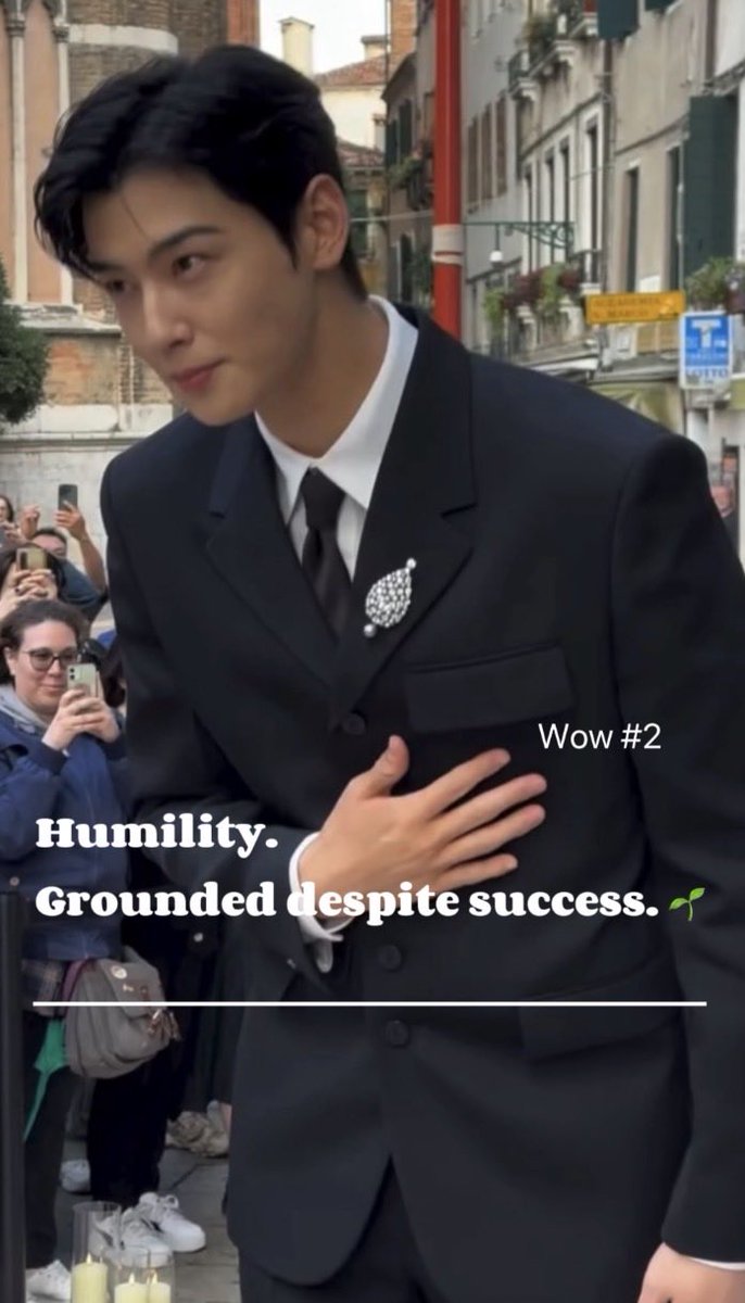 Jojo2008_lee's tweet photo. 🕊️ WOW Series — Recap
🌱 Lesson #2 from Cha Eun-woo
Humility.
Grounded despite success.
🌿 Reflection
On stage or off, Cha Eun-woo has consistently shown the same gentle grace — a humility that remains steady no matter how high success carries him.
His humility, despite his achievements, speaks louder than any declaration. True greatness isn’t shouted — it is lived quietly and gracefully.
📜 Proverb
“The taller the bamboo grows, the lower it bends.”
✨ Each lesson, a gentle light guiding the way.
#ChaEunWoo #차은우 #AROHA #WOWSeries
@CHAEUNWOO_offcl