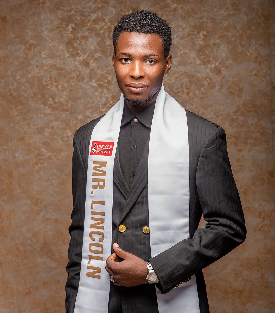 The Invisible King 🤴 tweet media