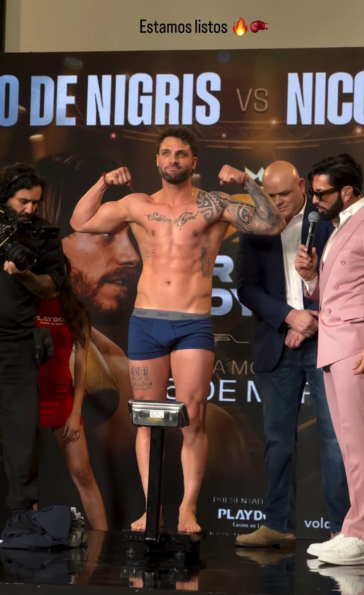 hola estúpida 🫠1% tweet media