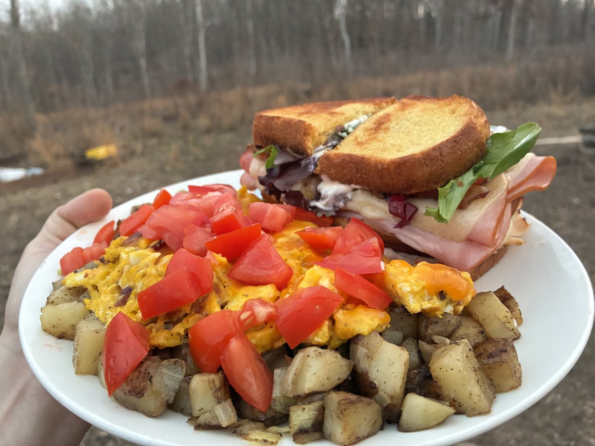 7 Springs Ranch tweet media