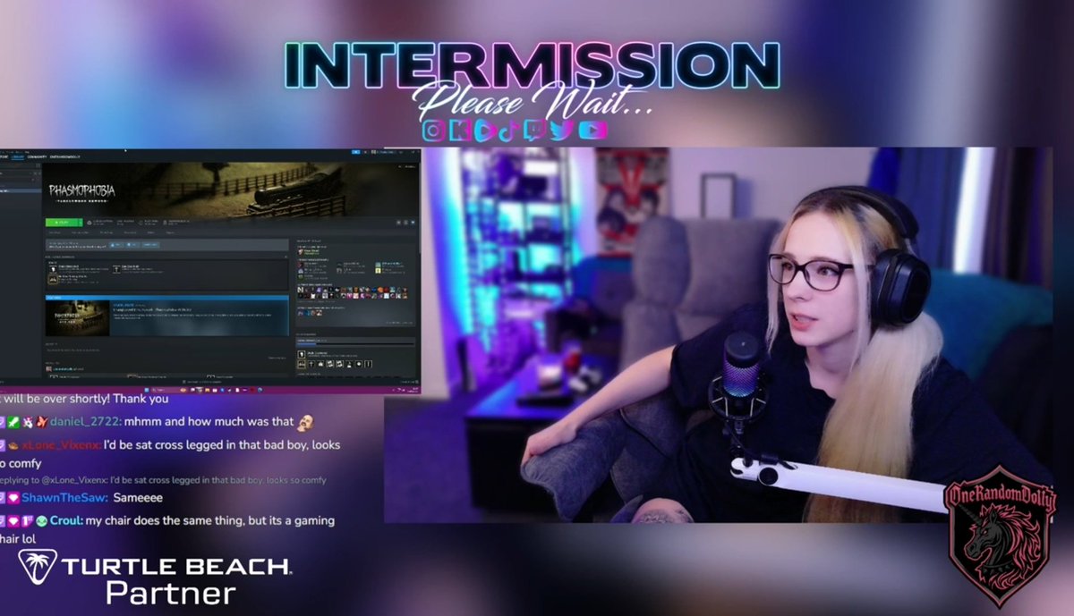 OneRandomDolly tweet media