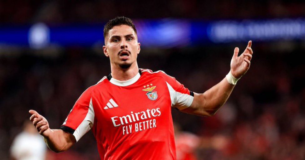Ivanovic, neste momento, tem de ser titular do Benfica.