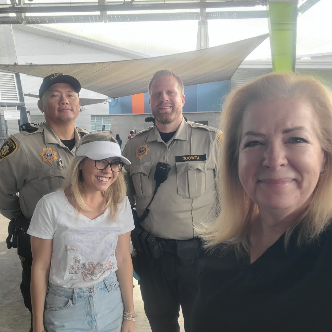 Maria Thompson tweet media