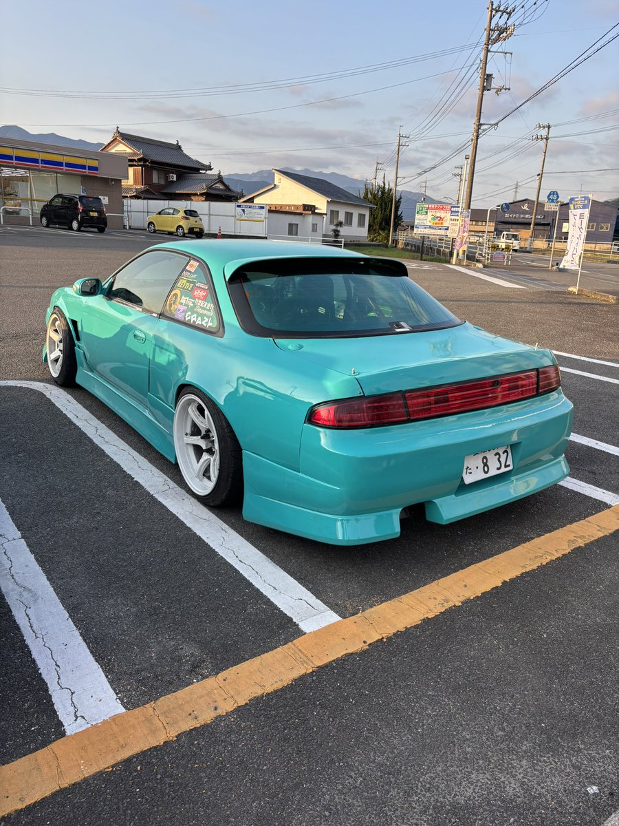 あいと tweet media