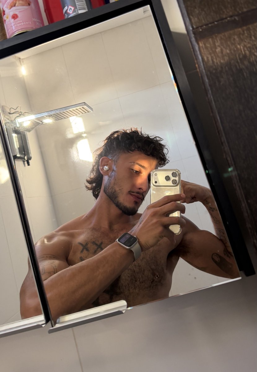 leo mota tweet media