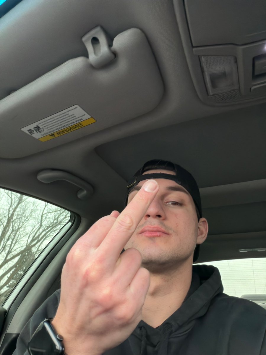 TheAlphaIvan tweet media