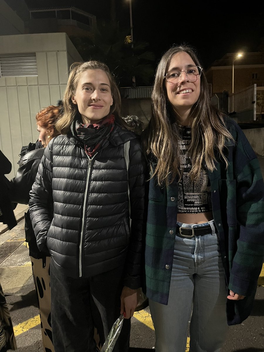 Paumar95's tweet photo. Cuando por fin conoces a tu actriz favorita en persona te das cuenta de lo increíble que es aún más.
Gracias🥰 #mafin https://t.co/mCSnybpltp