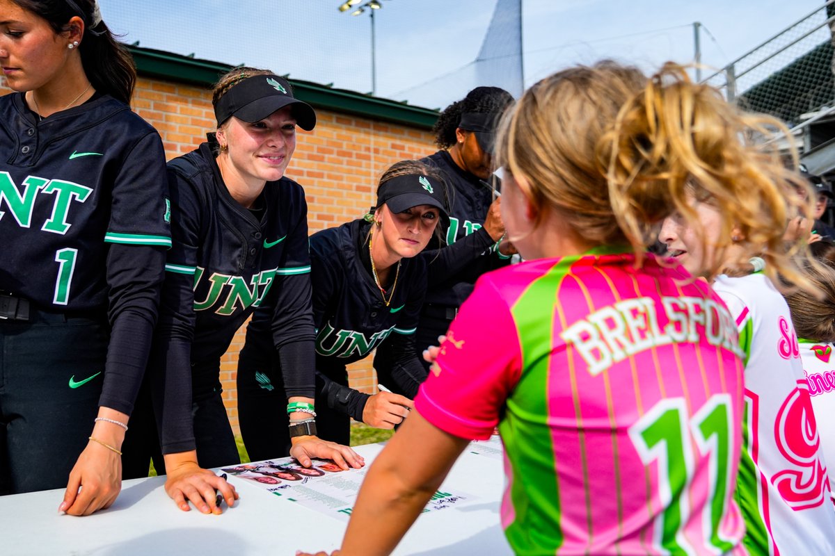 UNT Softball tweet media