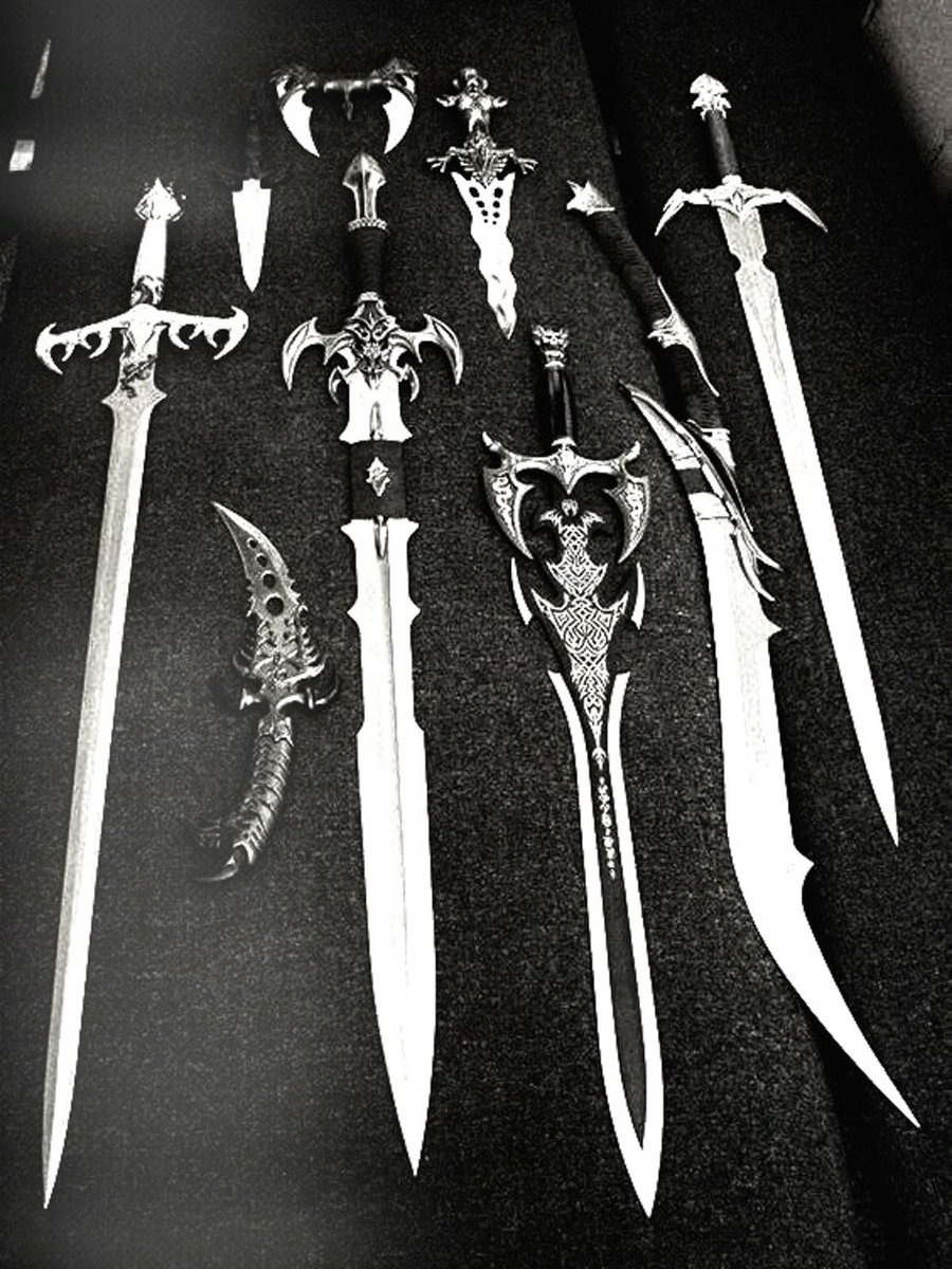 spookyxxboobs's tweet photo. and for the lady, perhaps some stabby stabbies? https://t.co/QqmVCBzYbM