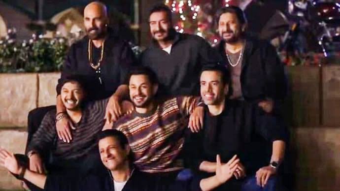 Alok22897's tweet image. Golmaal 5 is finally happening! 🎬🔥

Rohit Shetty just dropped the first look and confirmed Akshay Kumar is joining Ajay Devgn &amp;amp; the gang. This is going to be a laugh riot! 
Are you ready for the return of the OG comedy king? 👇

#Golmaal5 #AkshayKumar #AjayDevgn #RohitShetty