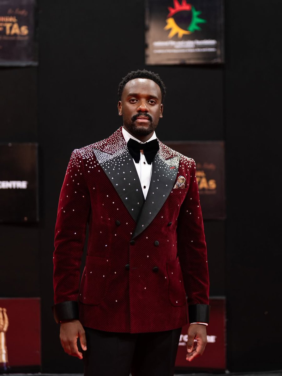 PopPulse tweet media