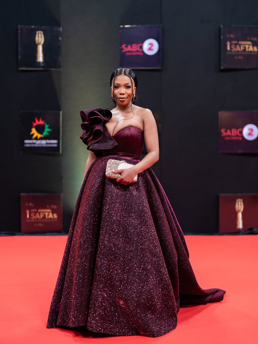 PopPulse tweet media