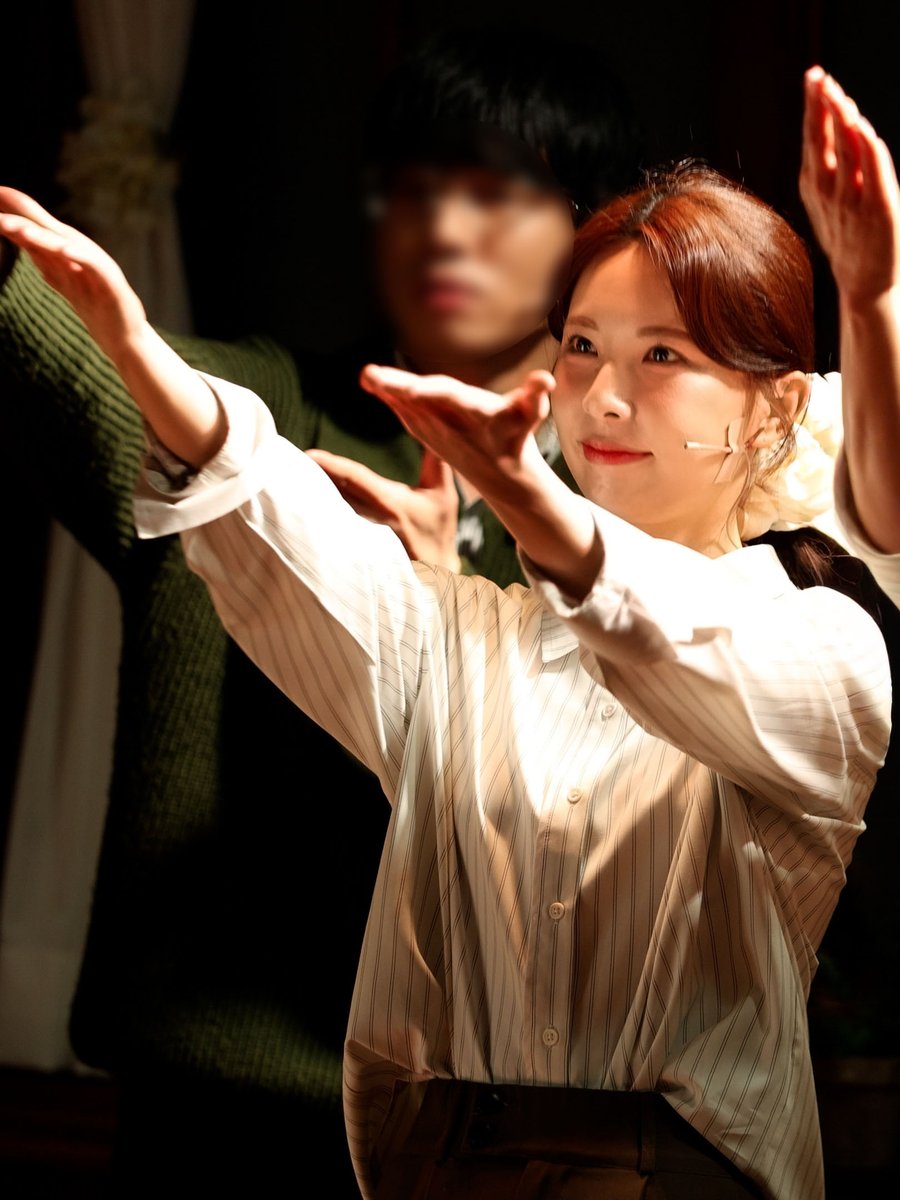 17171771 tweet media