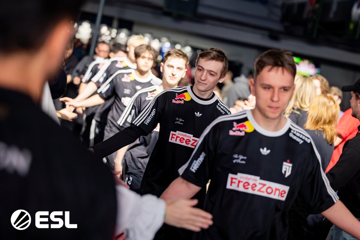 ESL Counter-Strike tweet media