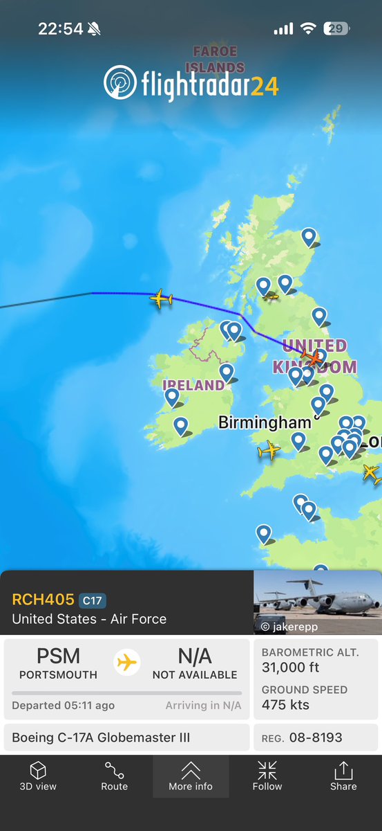 Ian Falconer🦒 tweet media