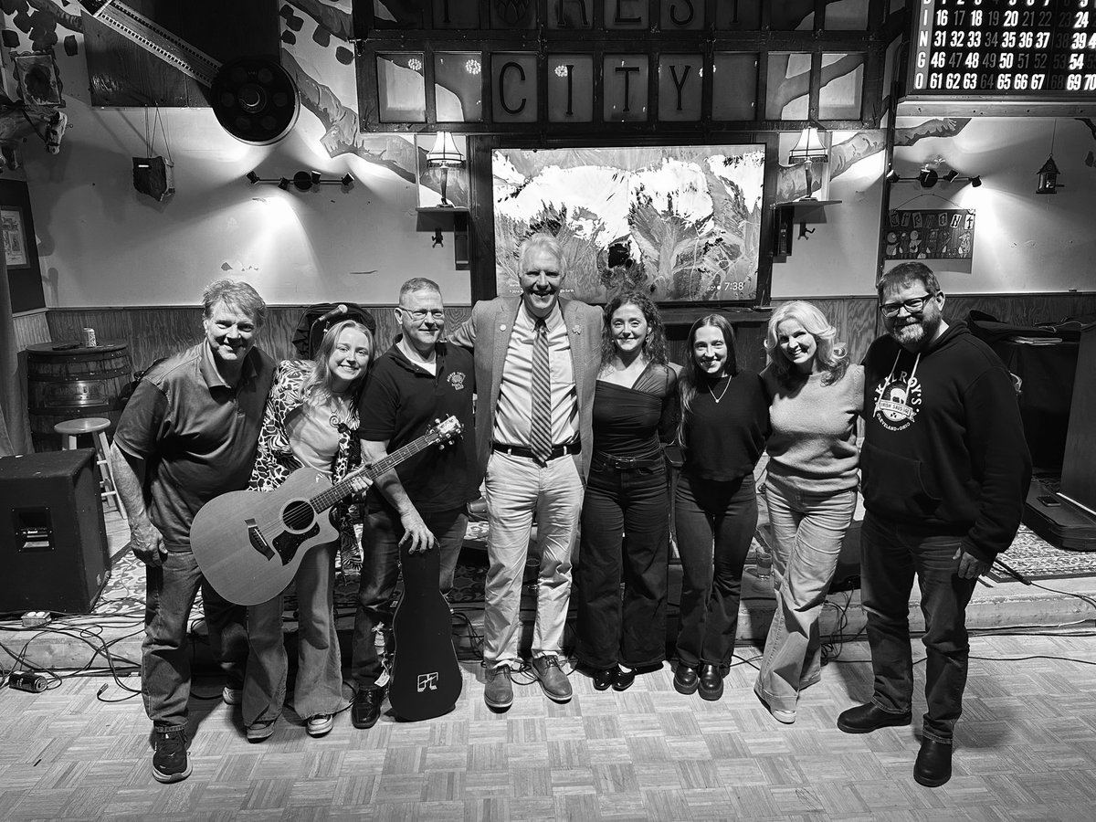 chrisronayne's tweet photo. More scenes from our County Cuyahoga St. Patrick’s Day kickoff party @ForestCityBrew last night. Next up: Ohio’s oldest St. Patrick’s Day Parade Tuesday March 17 kickoff on Superior @ 1:04. A #CLE tradition since 1842. See you there! 🇮🇪 Happy St. Patrick’s Day all ☘️ ☘️ https://t.co/H5y70vKs36