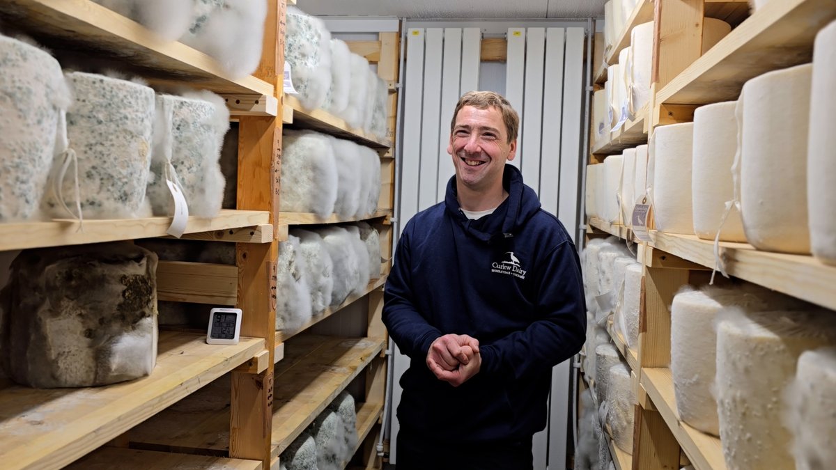 Yorkshire Dales National Park tweet media