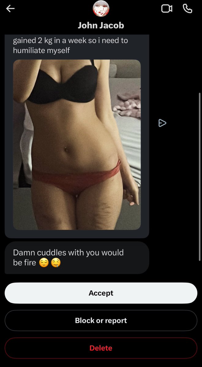 maya🧸🍭 tweet media