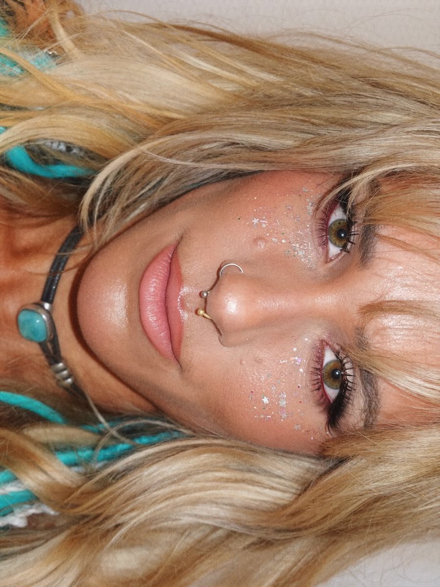 โนโ๐๐พ๐ปโโน tweet media