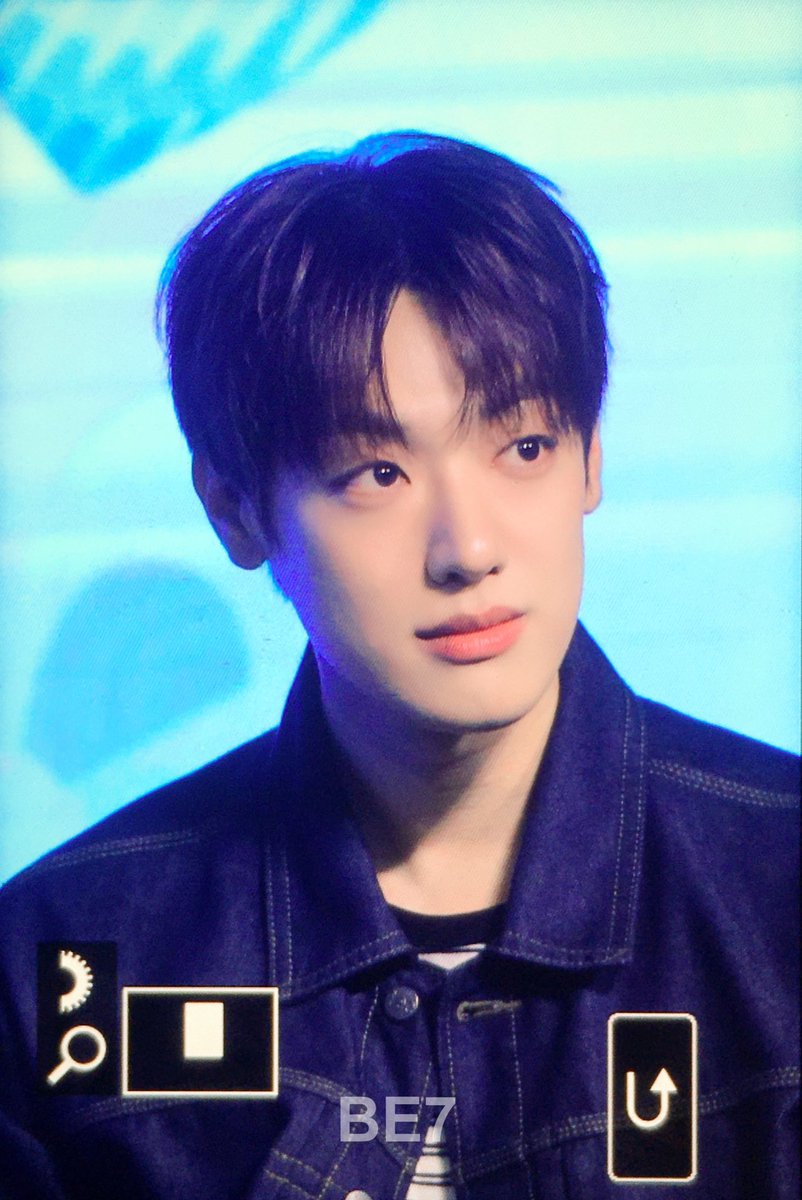 Be enormous '7' tweet media