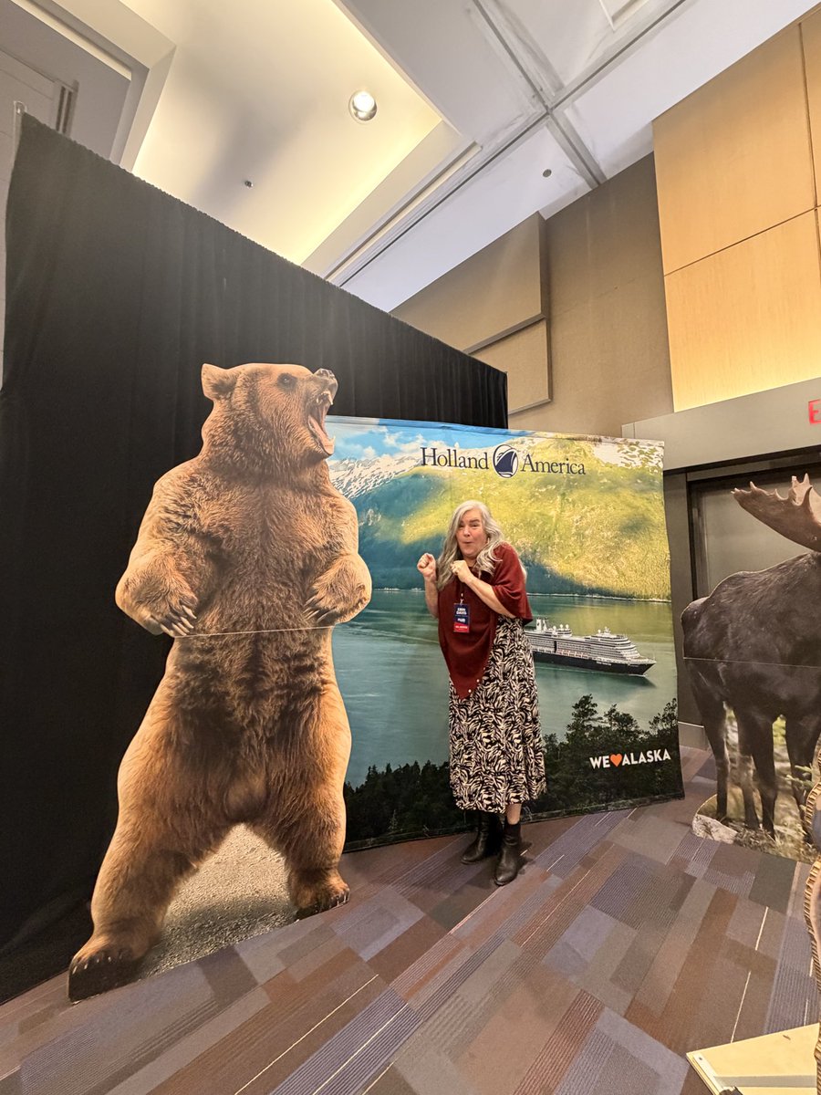 Vancouver's MOVE 103.5 tweet media