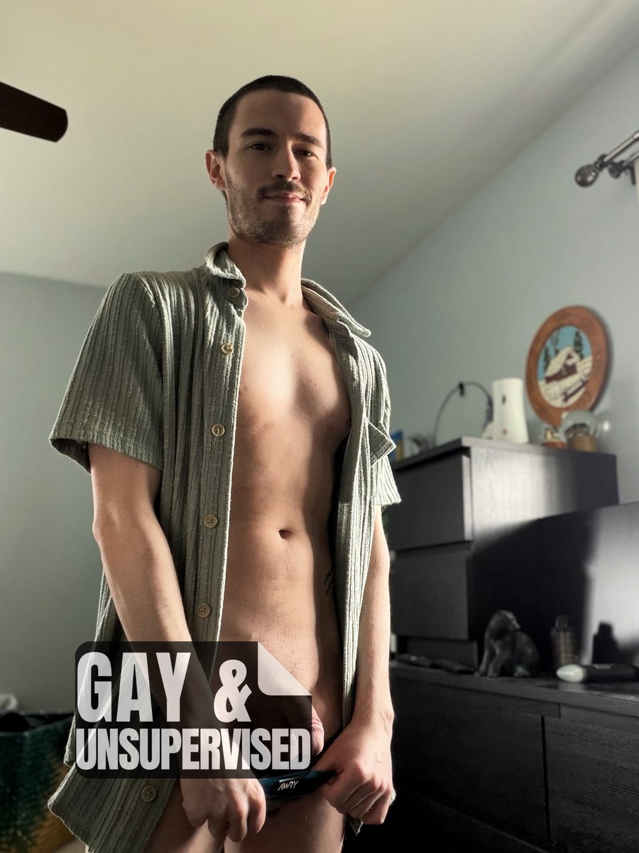 GayAndUnsupervised tweet media