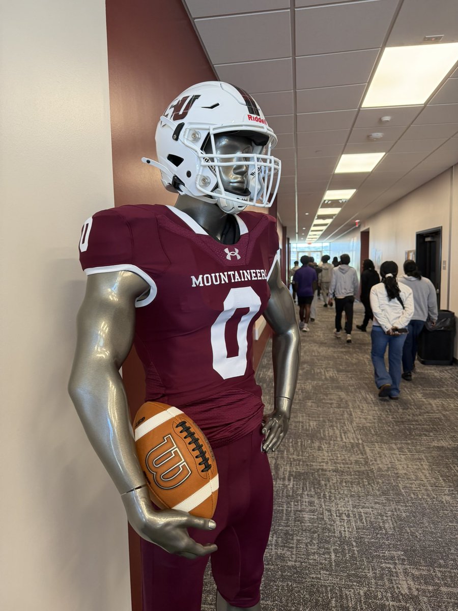 Andrew Charlebois tweet media