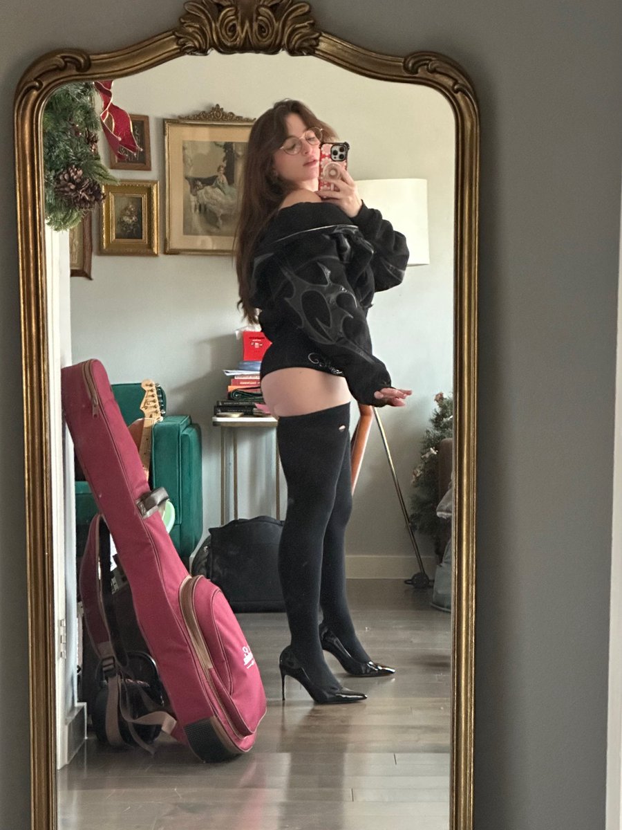 RLrunescapeGF tweet media